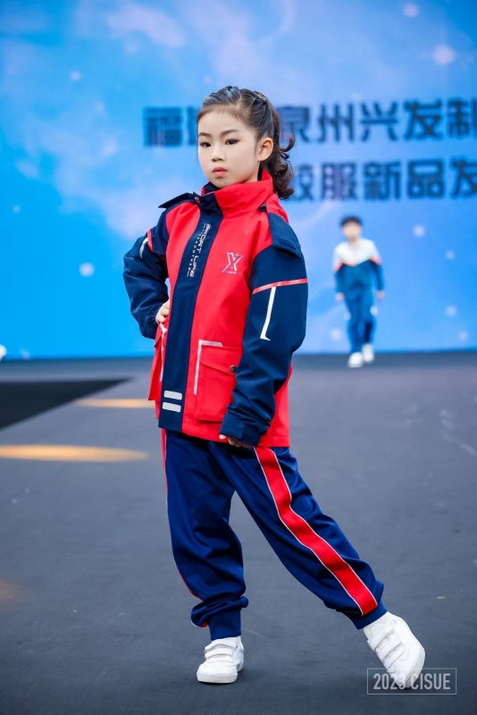 兴发达意|江门校服园服定制,专业承接江门学生冲锋衣定制服务 兴发达意|江门校服园服定制,专业承接江门学生冲锋衣定制服务