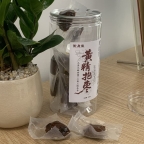 中老年气血调养的温和零食:黄精抱枣的食养逻辑与双重古法工艺