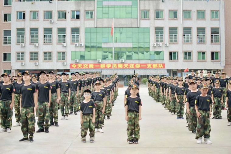 2026广州军事夏令营推荐TOP5，黄埔青少年军校为什么适合6-16岁孩子